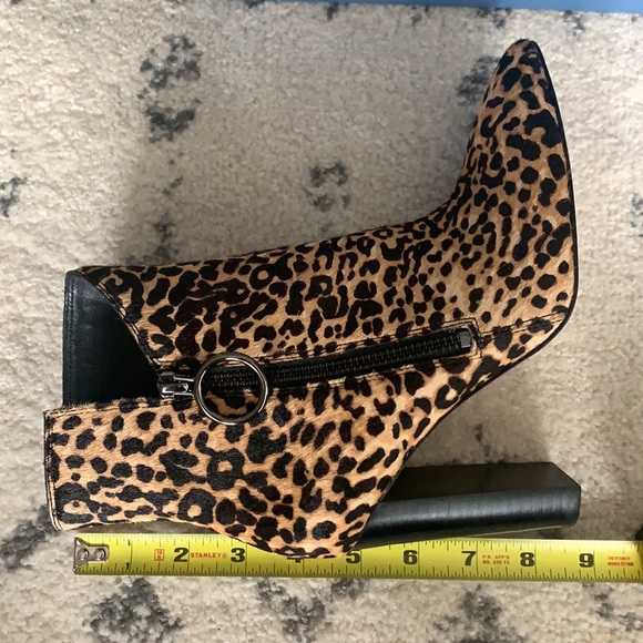 NWOT PAIGE Leopard Heeled Booties - Picture 6 of 6